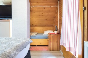Comfort Cottage | 1 bedroom, free WiFi, bed sheets