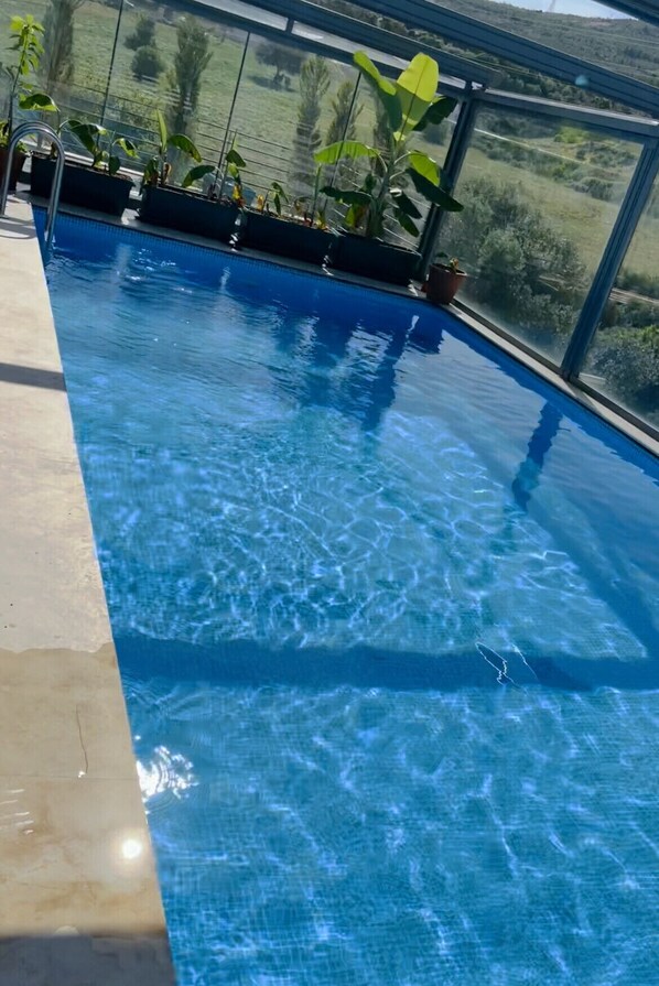 Indoor pool, outdoor pool