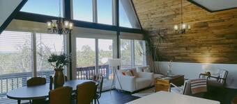 Totten Lake Lodge - Dreamy Desert A-Frame