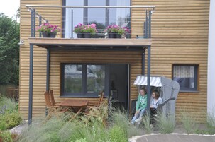 Apartment, 1 Queen Bed with Sofa bed, Patio, Garden View | Terrace/patio