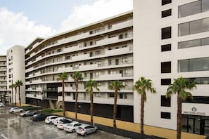 Exterior - Waters Edge 317 (Cape Town)