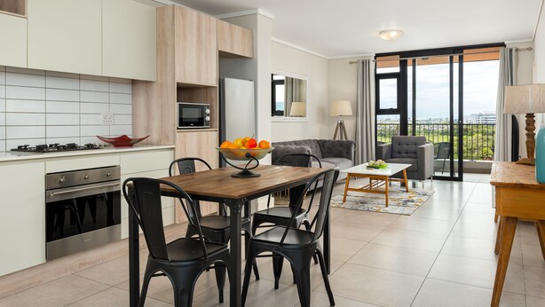 Unclassified image, 1 of 25, button - Waters Edge 317 (Cape Town)