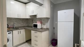 2 bedrooms, in-room safe, individually decorated, individually furnished