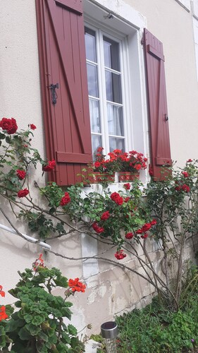 30 minutes from Guedelon and 2 hours from Paris