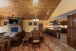 Interior - 6BR Luxury Escape w/ Indoor Pool Boat Dock Avail (Swanton)