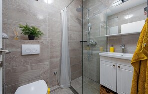 Douche, séchoir à cheveux