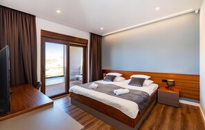 4 slaapkamers, een kluis op de kamer, gratis wifi, beddengoed