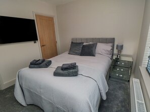 5 bedrooms, individually decorated, individually furnished, free WiFi - Nightingales (Bridlington)