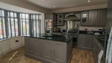 Fridge, dishwasher, electric kettle, toaster