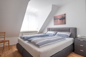 1 Schlafzimmer, Bügeleisen/Bügelbrett, Reisekinderbett, kostenloses WLAN