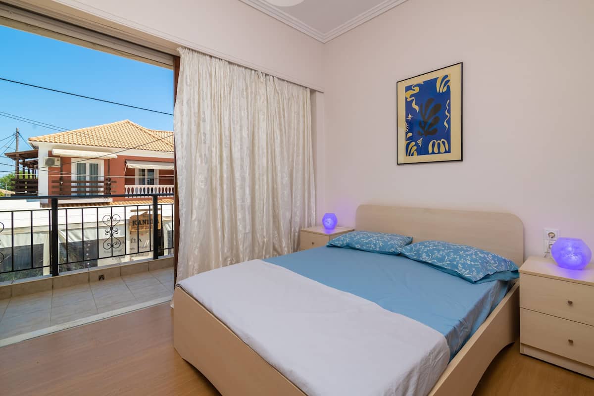 Appartement de base | 1 chambre, fer et planche Ă repasser, accĂšs au Wi-Fi (inclus)