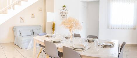 تناول الطعام