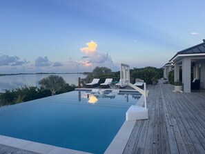 Outdoor pool, an infinity pool