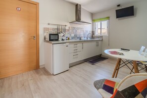 Superior Double Room, Ensuite | Dapur berkongsi
