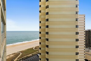 Exterior - DAILY ACTIVITIES & LINENS INCLUDED*! 2BR/2BA Quay condo with ocean & bay views. Rents on a weekly or mini-week basis. (Ocean City)