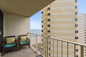 Property grounds - DAILY ACTIVITIES & LINENS INCLUDED*! 2BR/2BA Quay condo with ocean & bay views. Rents on a weekly or mini-week basis. (Ocean City)