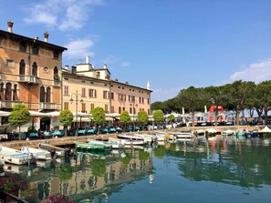 Marina - Niko's House Salò at 200m from Lake (Salò)