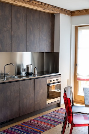 Frigorifero, forno, lavastoviglie, macchina per tè/caffè