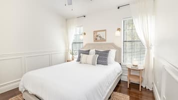 2 bedrooms, iron/ironing board, travel crib, free WiFi