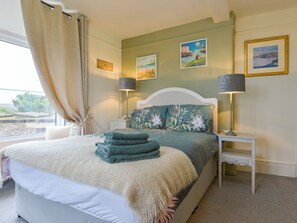 Casa de campo | 2 dormitorios, decoración individual, mobiliario individual