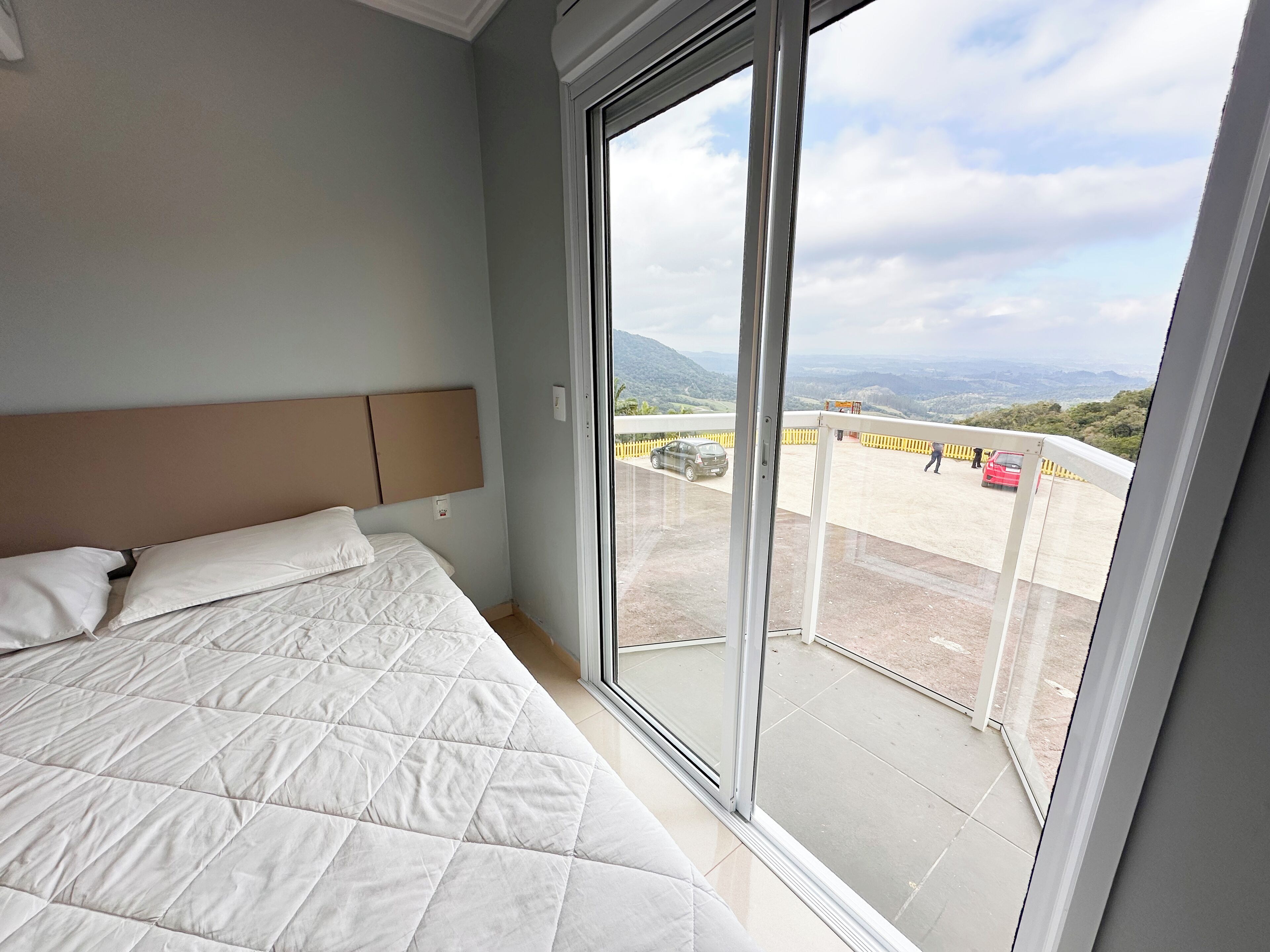 Standard Room | Hypo-allergenic bedding, desk, free WiFi, bed sheets