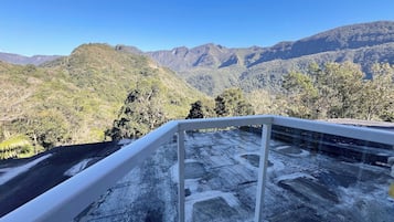 Traditional Double Room, 1 Bedroom, Private Bathroom, Mountain View | 1 bedroom, hypo-allergenic bedding, desk, free WiFi