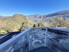 Kamar Double Tradisional, 1 kamar tidur, kamar mandi pribadi, pemandangan gunung | Seprai antialergi, meja kerja, Wi-Fi gratis, dan seprai linen