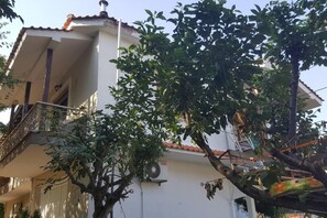 Studio, 1 Queen Bed with Sofa bed | Exterior