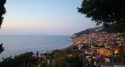 Casa Spisidda - Monolocale Panarea - Vicino a Gioiosa Marea