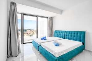 4 bedrooms, iron/ironing board, WiFi, wheelchair access