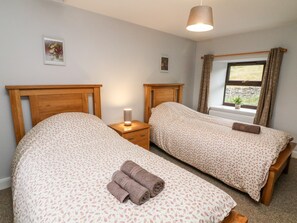 3 Schlafzimmer, individuell dekoriert, individuell eingerichtet