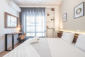 1 bedroom, Egyptian cotton sheets, premium bedding