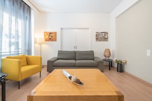 Familien-Vierbettzimmer | Wohnbereich