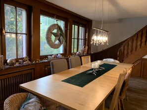 تناول الطعام