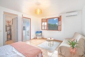 Wi-Fi gratuit, draps fournis