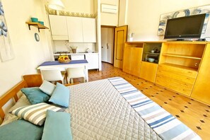 1 Schlafzimmer, Bügeleisen/Bügelbrett, kostenloses WLAN, Bettwäsche