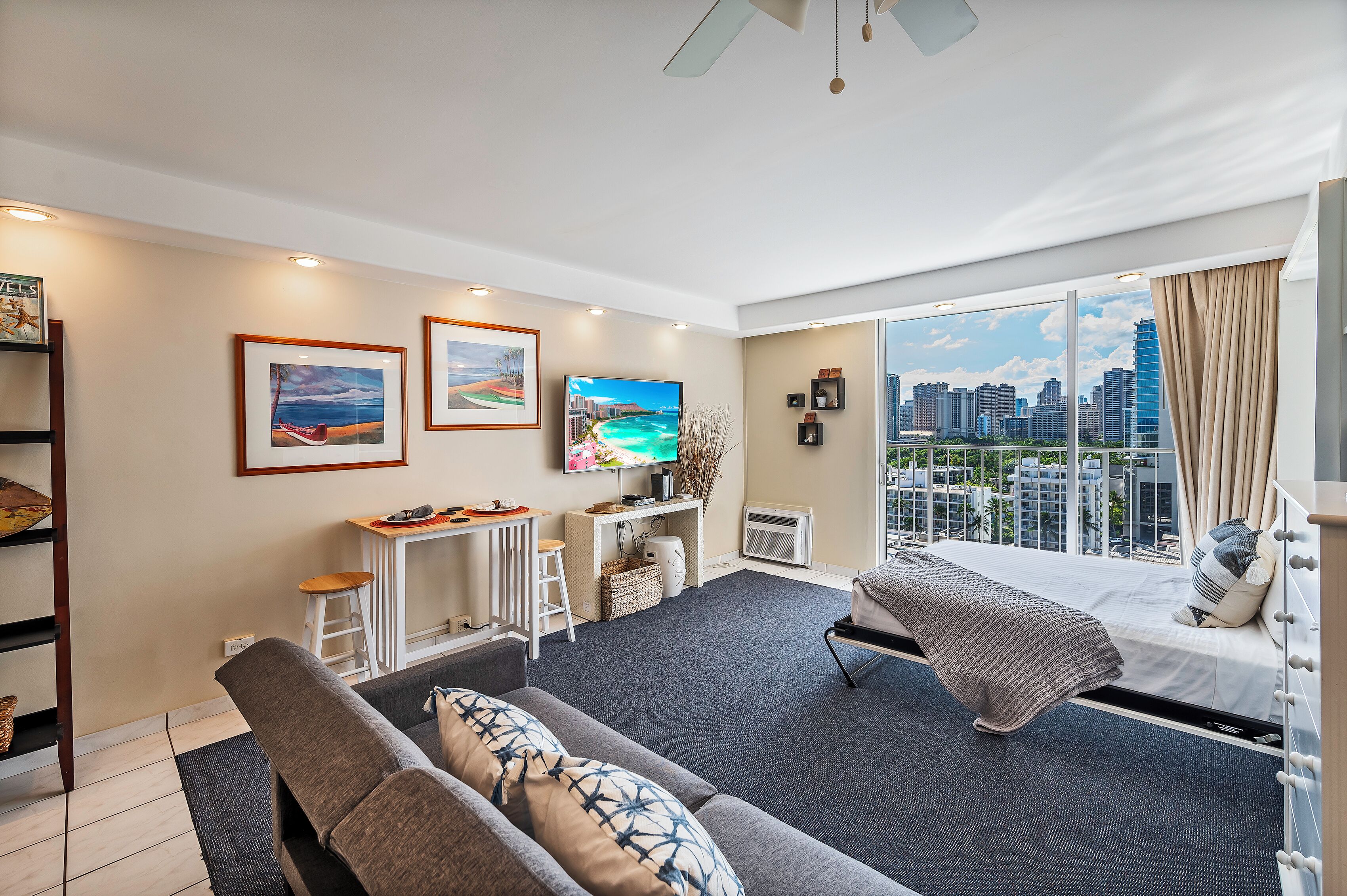 Iron/ironing board, free WiFi, bed sheets