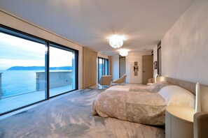 5 bedrooms, iron/ironing board, free WiFi, bed sheets