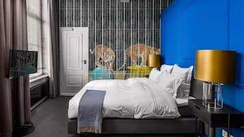 Deluxe Double Room, 1 Queen Bed, Non Smoking, City View | Premium bedding, down duvets, free minibar, blackout curtains
