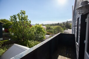 Executive Apartment | Terrace/patio