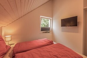 2 camere, ferro/asse da stiro, Wi-Fi gratuito