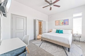 2 camere, una scrivania, ferro/asse da stiro, Wi-Fi