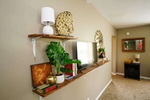 Interior - Historic Hawthorne Home Near Downtown Fargo (Fargo)