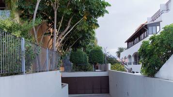 Enceinte de lâhĂ©bergement