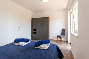 1 camera, culla da viaggio, Wi-Fi gratuito, lenzuola