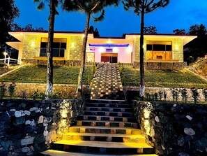 Exterior - Husnain Resort (Mansehra)