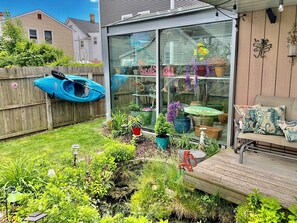 Property grounds - Walnut Beach Escape Fenced Oasis Yard (Milford)