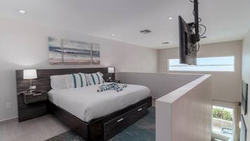 1 bedroom, in-room safe, desk, iron/ironing board