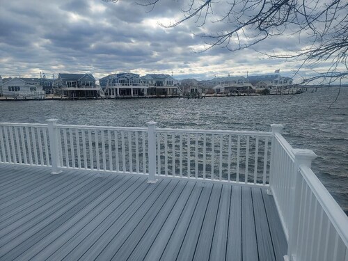 Panoramic Water Views! Chadwick Beach Island! Weekly Summer Rental. New Deck!