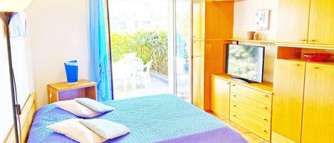 1 Schlafzimmer, Bügeleisen/Bügelbrett, kostenloses WLAN, Bettwäsche